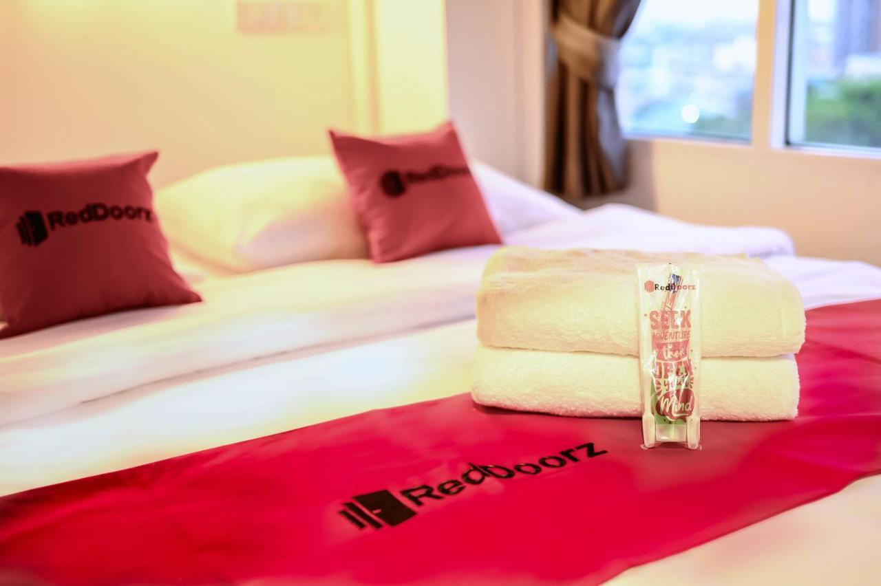 The Living Block Hotel Bangkok Kültér fotó